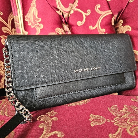Michael Kors Crossbody Bag - Picture 1 of 12